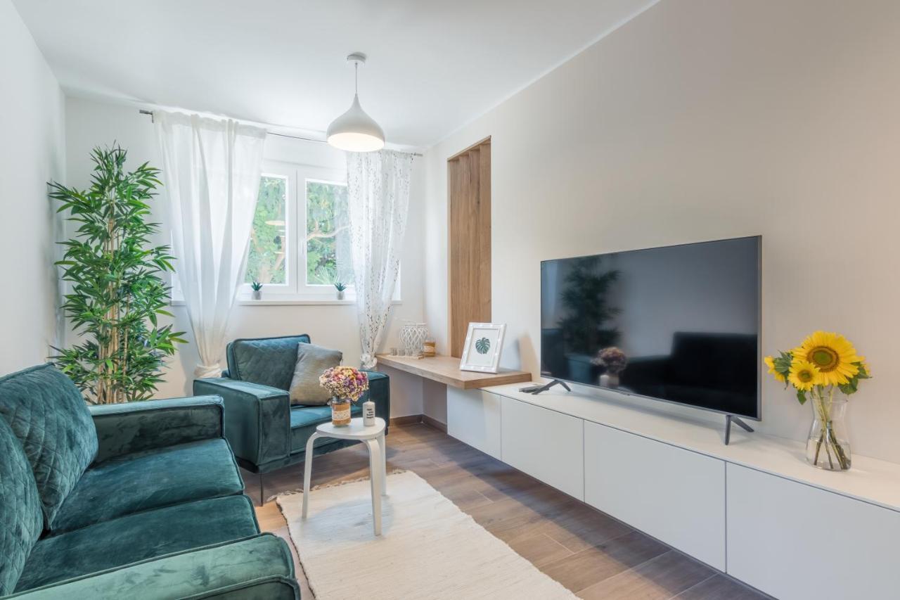 Apartment Norah With Private Parking بولا المظهر الخارجي الصورة